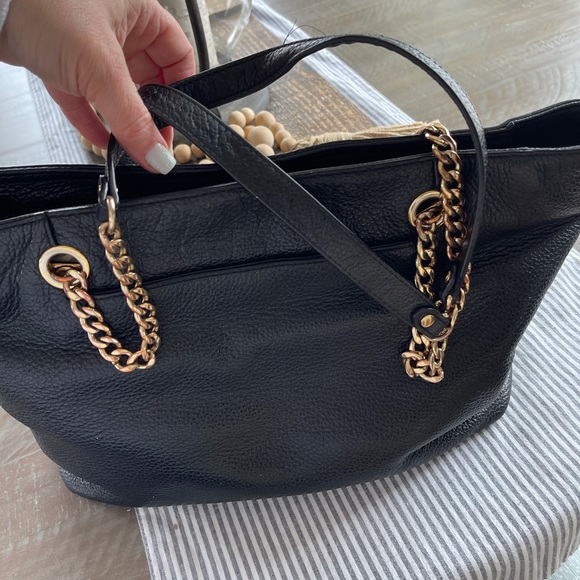 MK Handbag - Picture 3 of 8